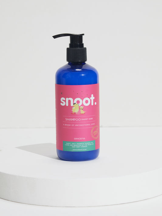 Sparkling coat, lathers well, delicious smelling Shampoo – Graceful for dogs and cats