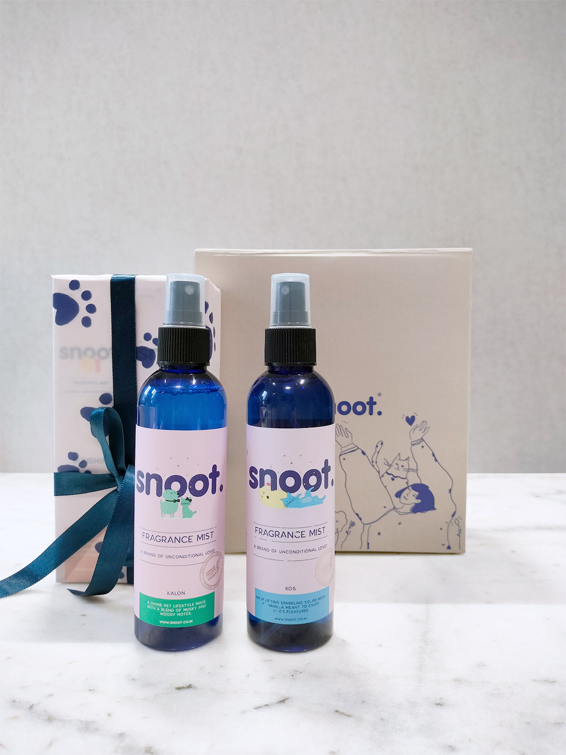 Gift Set for Pets, Dogs and Cats featuring two fragrance mists to refresh their coats.