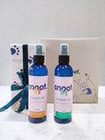 Load image into Gallery viewer, Gift Set for Pets, Dogs and Cats featuring two fragrance mists to refresh their coats.

